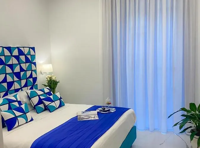 Lux 4* Sorrento