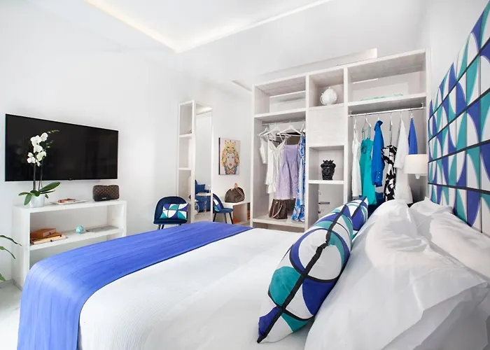 Lux Bed & Breakfast